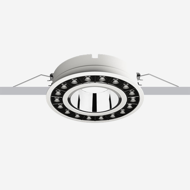 Blade R + Luce variabile