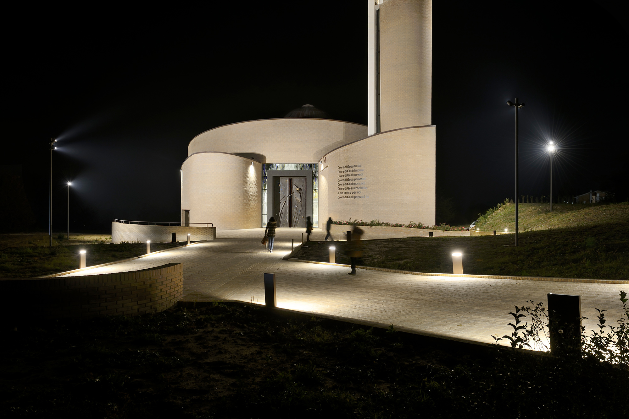 Walky-bollard-rett_inspiration_Santuario-Ca-Staccolo_DSC7665.jpg
