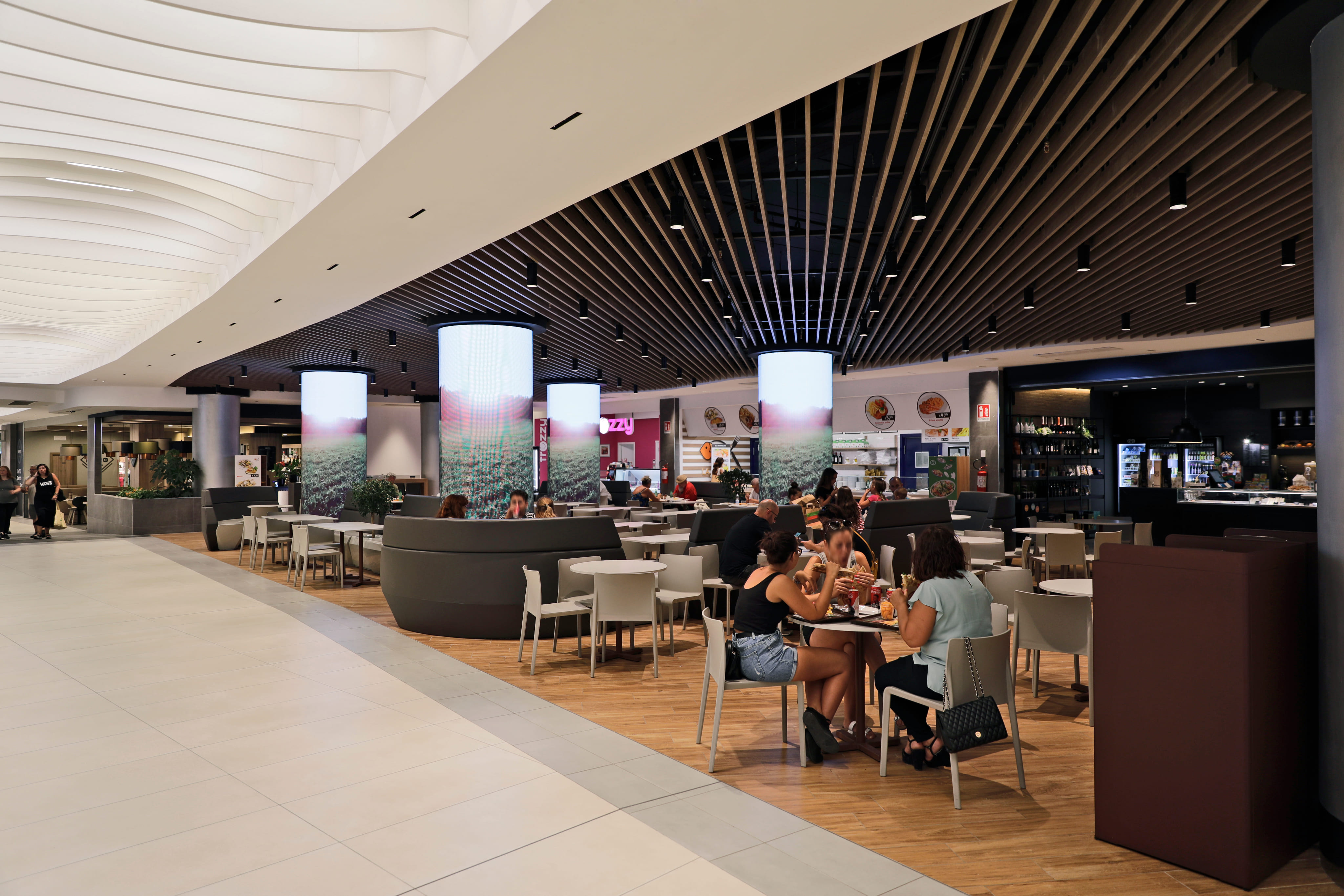 Il Centro commerciale Cospea Village