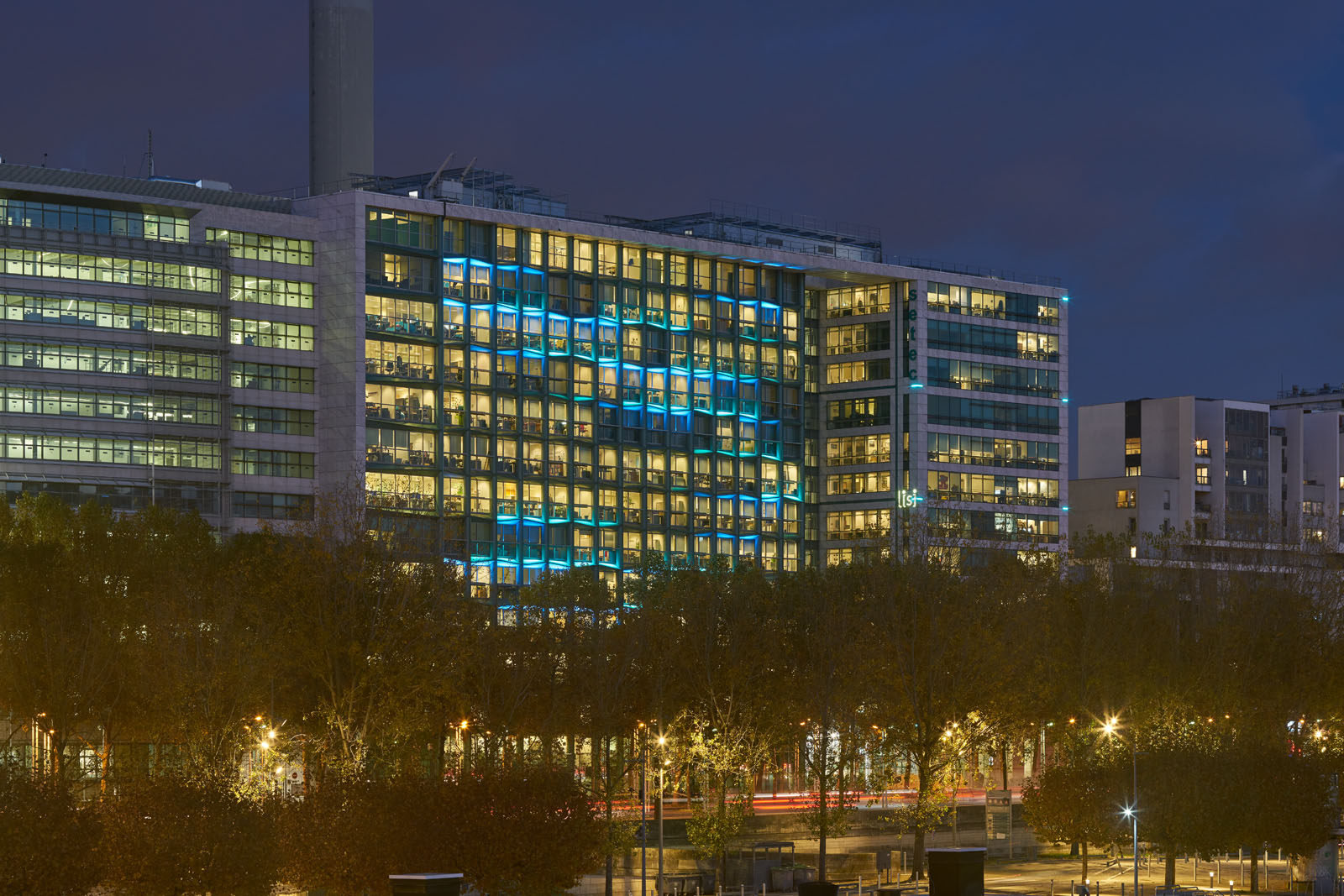 The Central Seine building façade