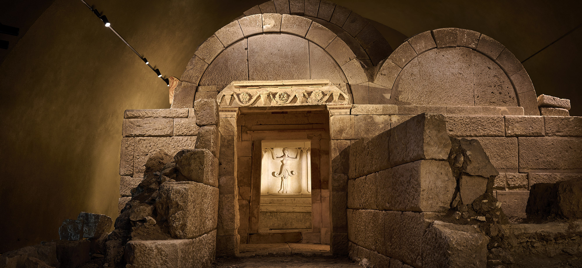 The Thracian Tomb of Sveshtari
